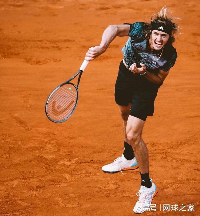 德国网球队轻取英国网球队，瓦林卡打破历史纪录