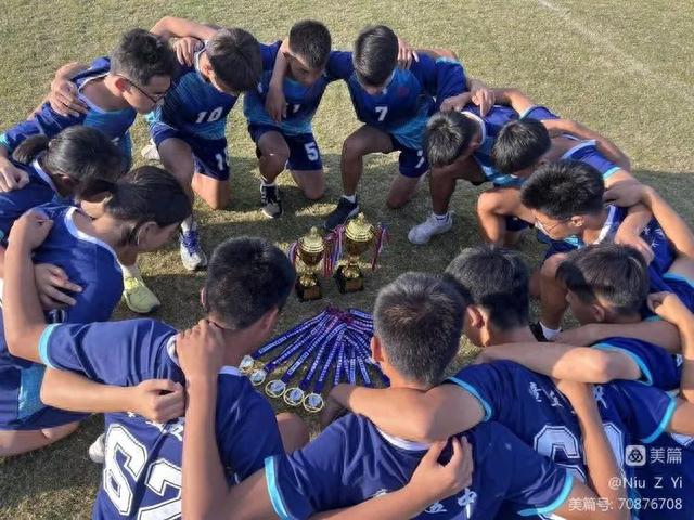 关于橄榄球总决赛即将打响，冠军归属成谜的信息