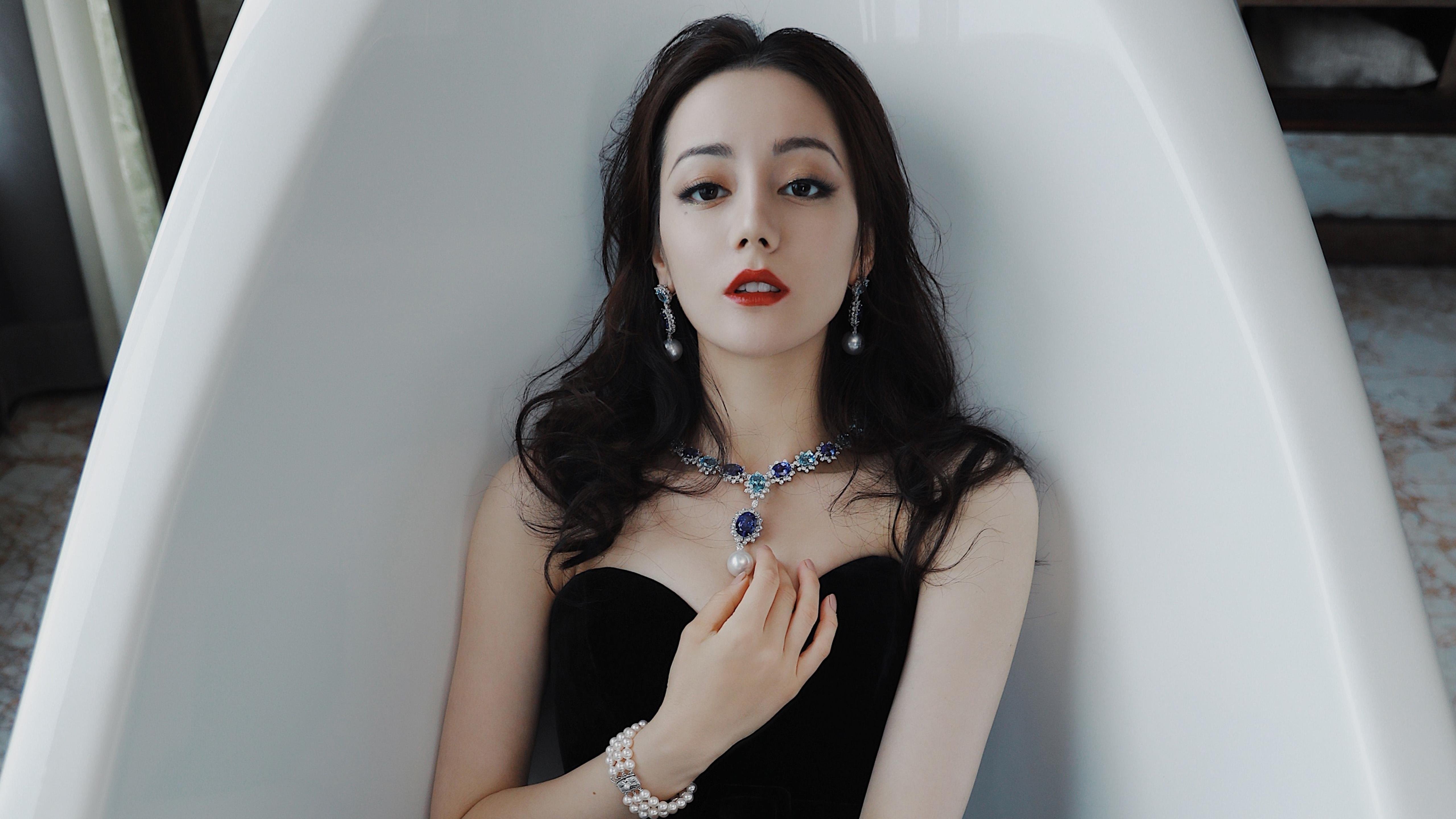 驯服与野火,当克罗地亚的蓝色棋盘,撞上那不勒斯的萨内